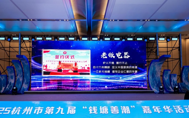 玩家讲解教程“微信群炸 金花房卡到哪里买”详细房卡怎么购买方式