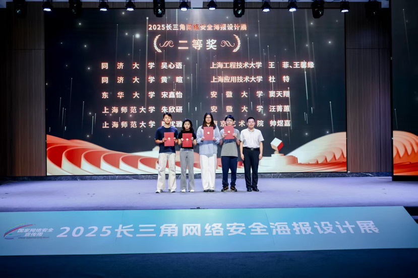 给大家讲解“微信拼十牛牛房卡怎么买”详细创建房间方法