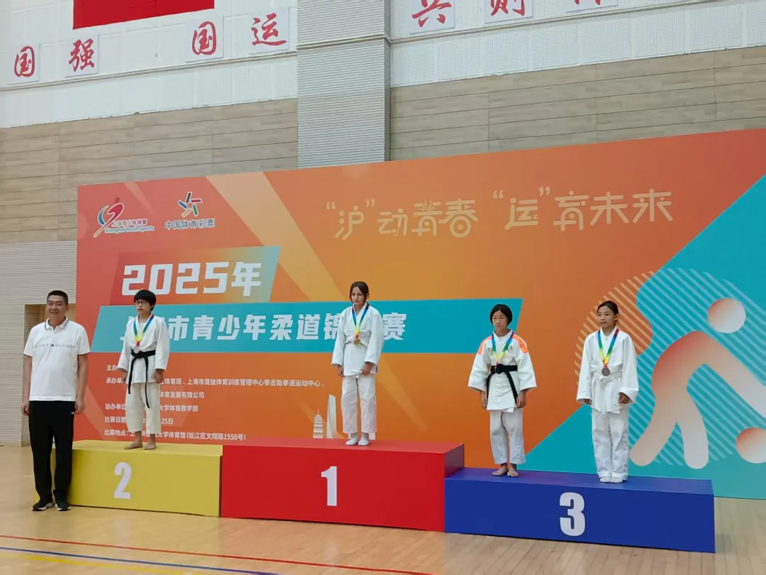玩家讲解“微信链接拼三张房卡怎么买”获取链接房卡