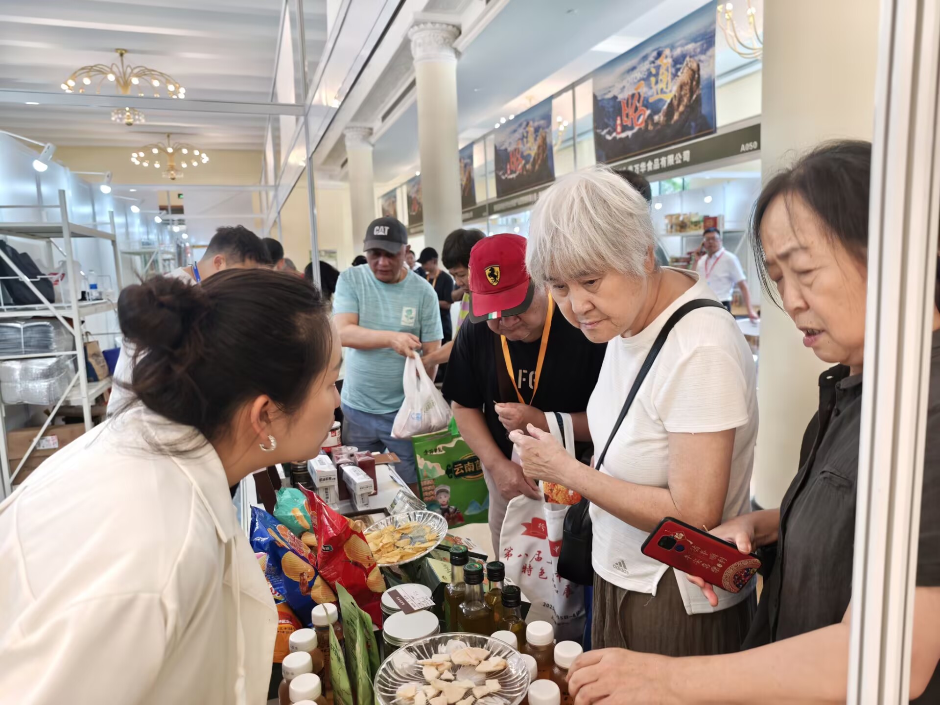 必备科普“炸 金花房卡专卖店联系方式”获得房卡方式