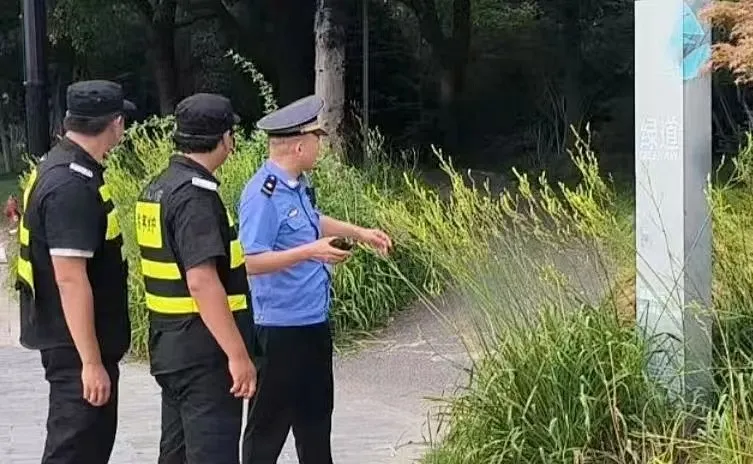 玩家讲解“微信群打金花房卡怎么搞”详细创建房间方法