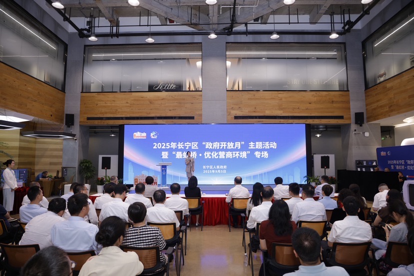玩家必看教程“微信在哪开炸 金花房间房卡”详细创建房间教程