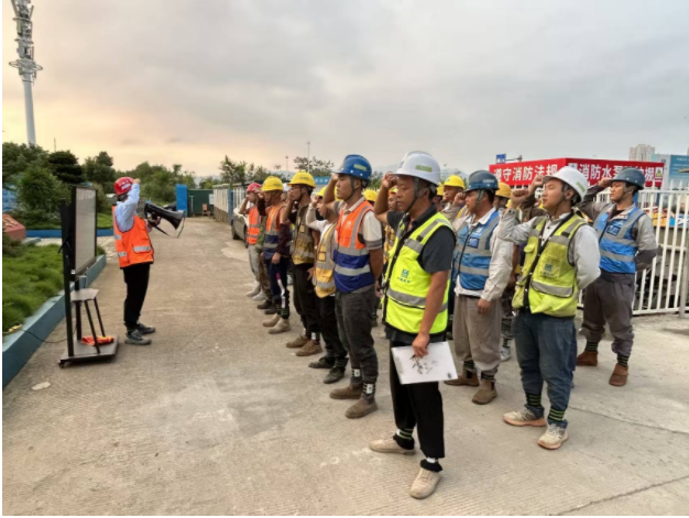 玩家讲解教程“怎么开炸 金花创建房间房卡”详细如何创建房间教程