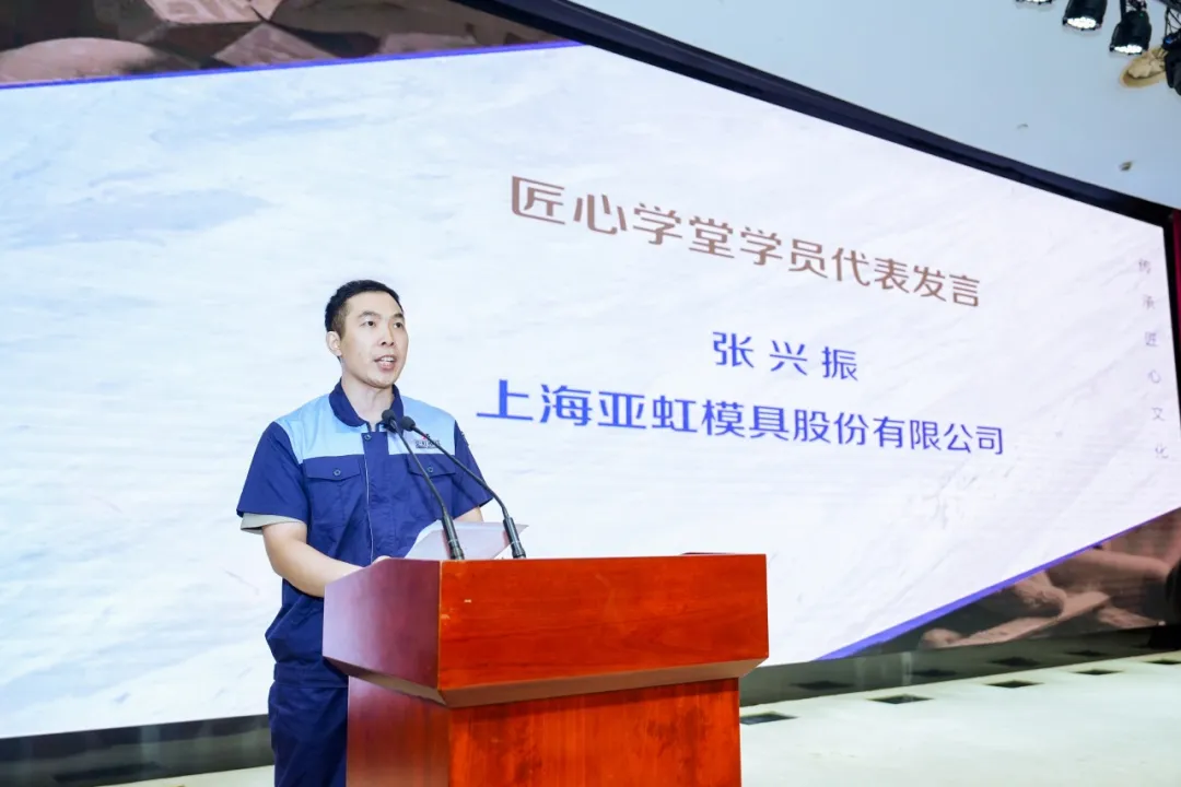 玩家科普“微信炸 金花房卡找谁买”详细创建房间方法